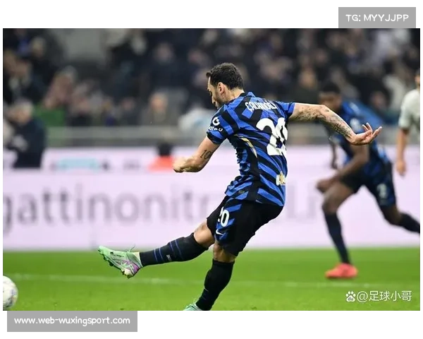 利物浦0-1国米，恰尔汗奥卢伤退影响比赛走势